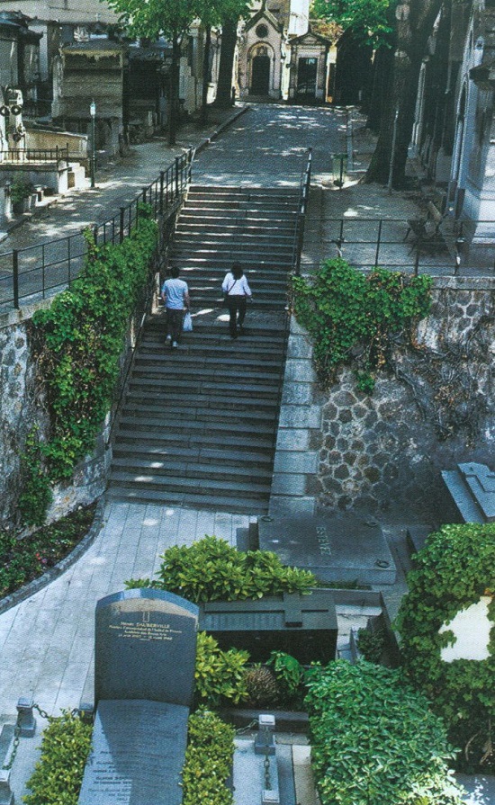 Прочутото гробище „Монмартър“ 43_grobiste_monmartur.jpg