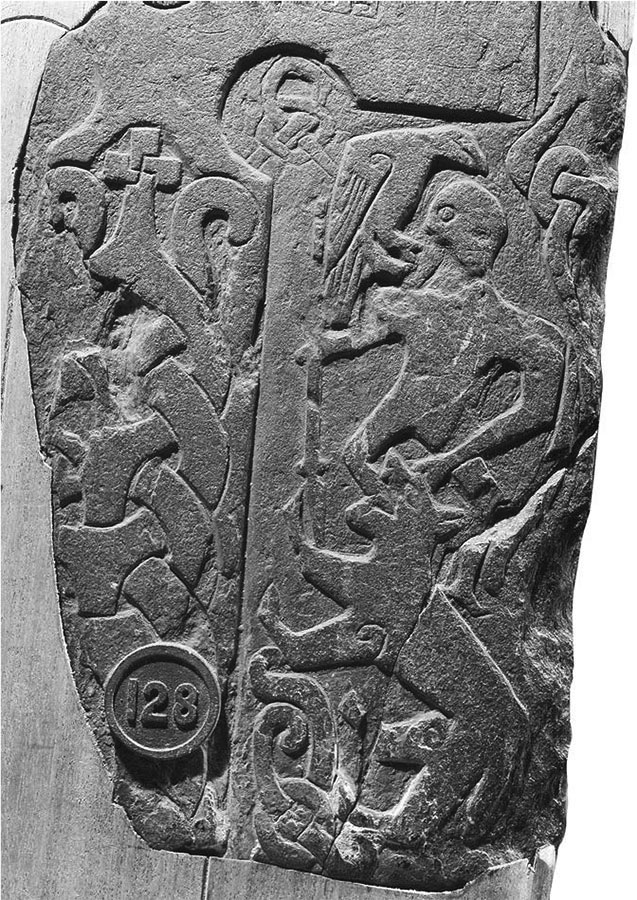 Фигура 82. Рагнарьок: Вълкът Фенрир поглъща Один (дялан камък, викингски, Британия, ок. 1000 г.) fig_82.jpg